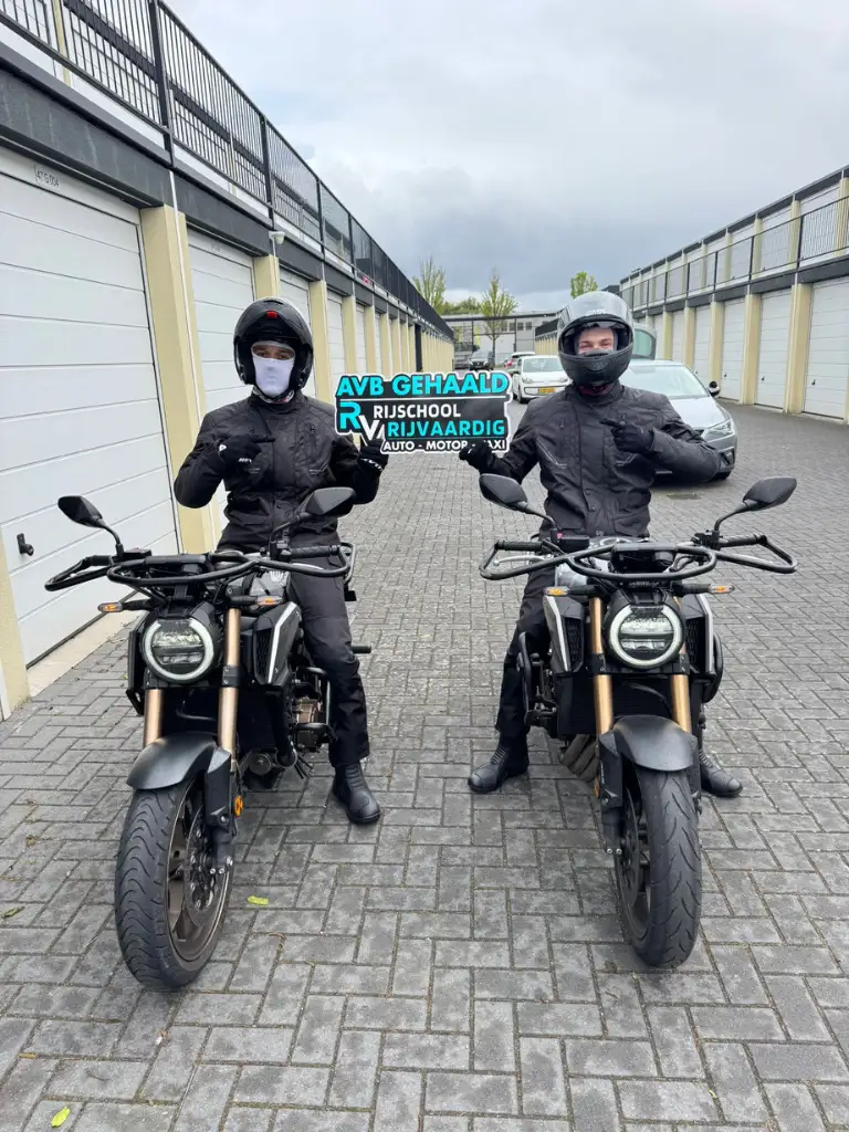 Motorrijlessen Rijschool Rijvaardig